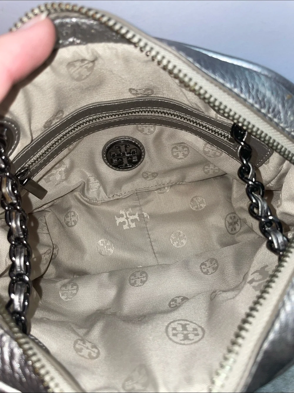 Tory Burch ‘Thea’ Metallic Leather Crossbody